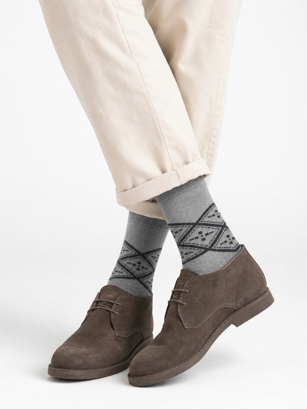 Grey Nollaknit socks with charcoal diamond bands